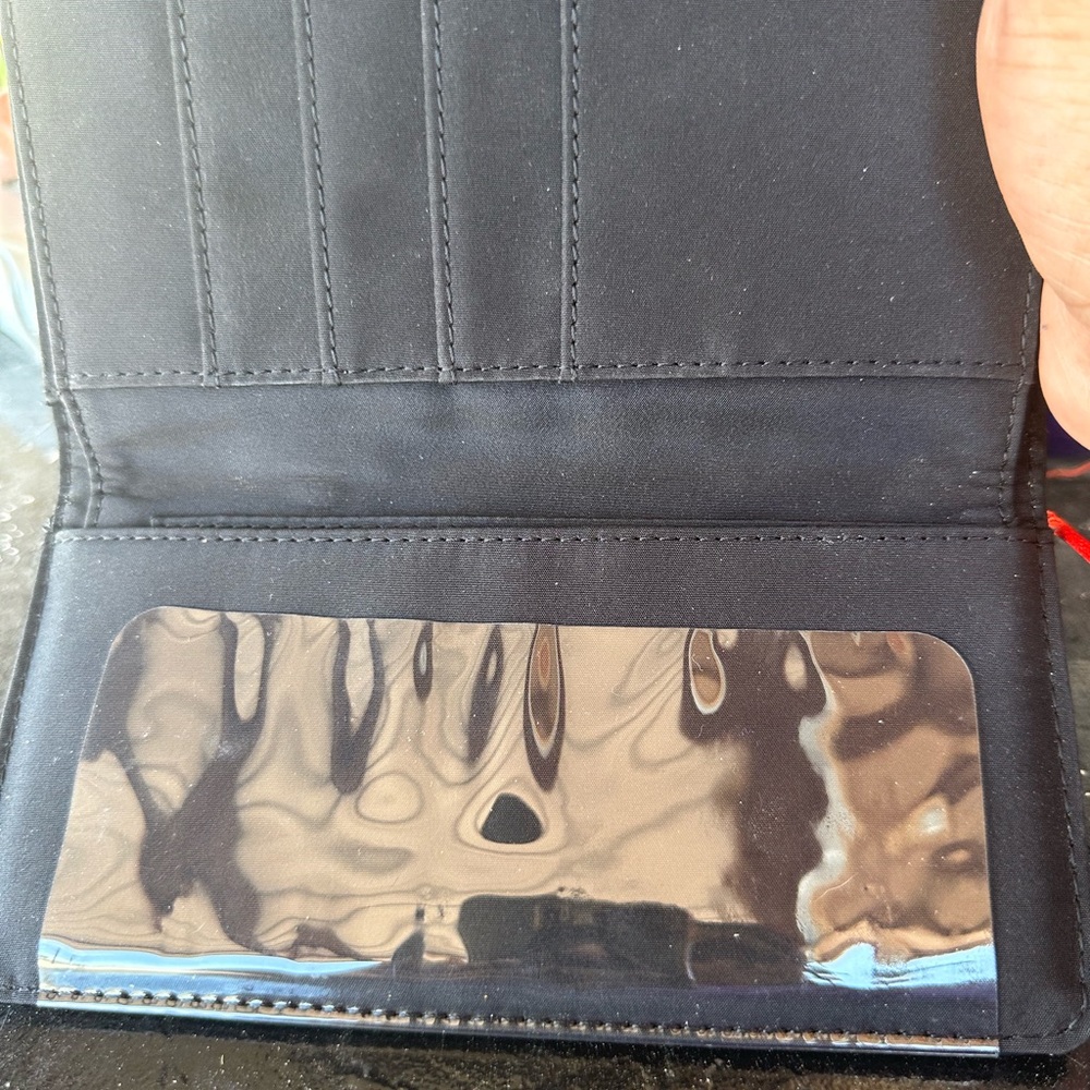 Tommy Hilfiger Black and Gray Woman’s Wallet - Picture 4 of 4